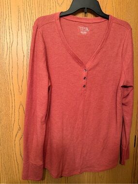 Time and Tru size XL (16-18) thermal burnt orange long sleeved shirt